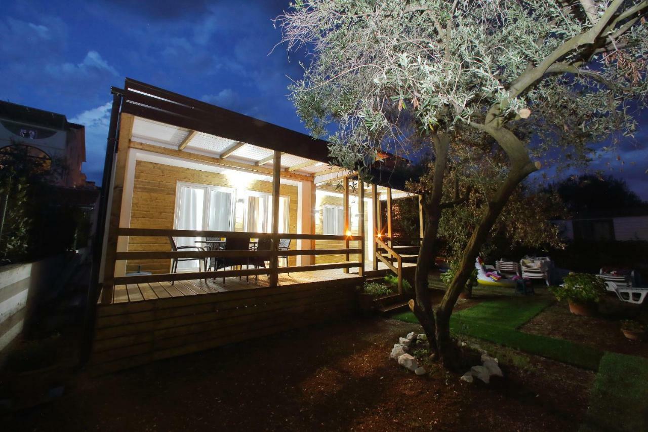Mobile Homes Olive And Sea Bibinje Exteriér fotografie