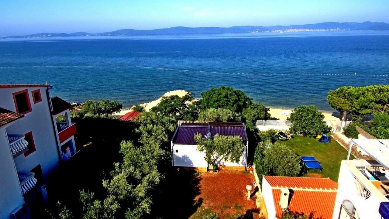 Mobile Homes Olive And Sea Bibinje Exteriér fotografie